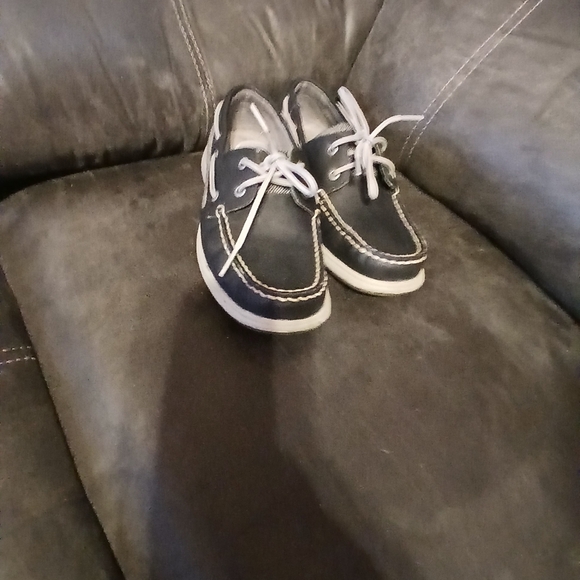 Sperry - Picture 9 of 13